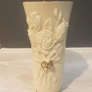 Lenox glass wedding ring vase